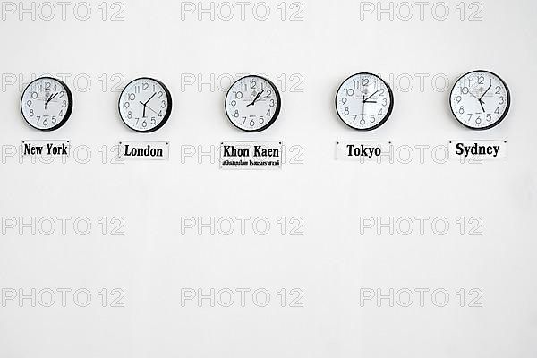 Wall Clocks Cities Time Zones, Khon Kaen