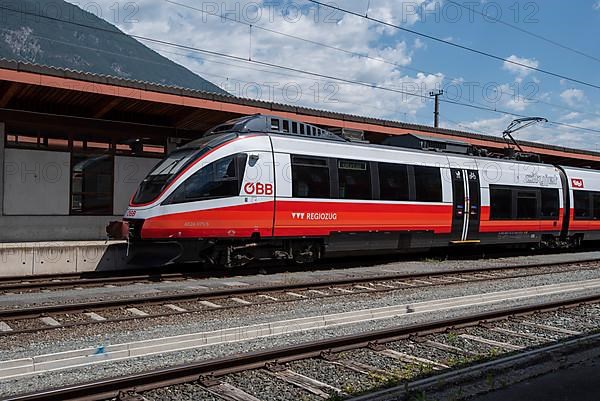 Regional train of the Austrian Federal Railway, OeBB