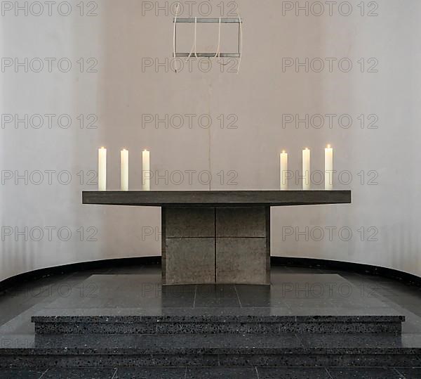 Saint Matthew's Church, modern altar with burning candles