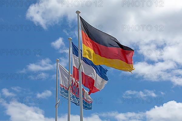 Flags, Steinwarder Peninsula