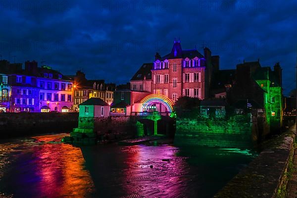 Coloured light installations at Christmas time on the Pont de Rohan bridge over the river Elorn, Landerneau