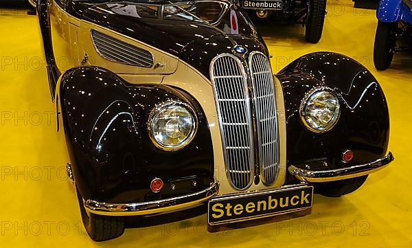 View of front of historic BMW 327 Oldtimer Classic Car with classic radiator grille BMW kidney, Techno Classica fair