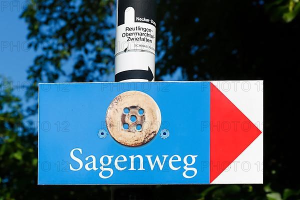 Pfullinger Sagenweg, signpost