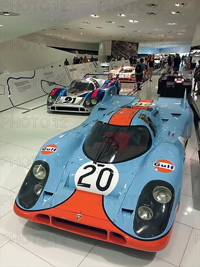 Historic racing car Porsche 917 No. 20 for 24h 24 hours of Le Mans 1971 by racing driver Jo Siffert Derek Bell, behind Porsche 917 LH Langheck No. 21