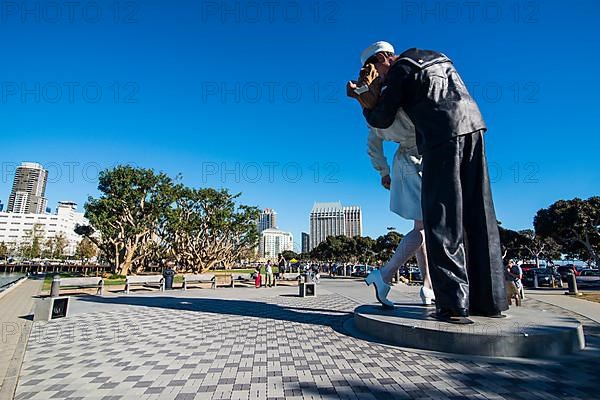 Uconditional surrender statue, Tuna Harbor park