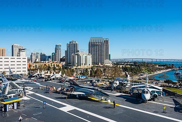 Air carrier museum USS Midway, San Diego