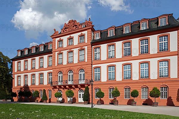 Biebrich Castle, side view