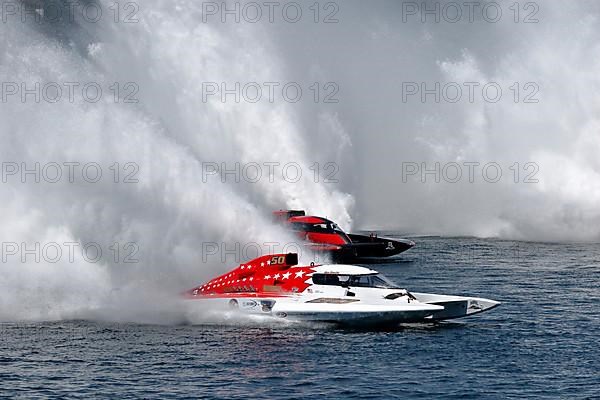 Hydroplane racing on the Saint Lawrence River, Valleyfield