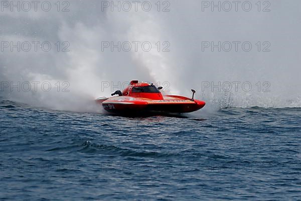 Hydroplane racing on the Saint Lawrence River, Valleyfield