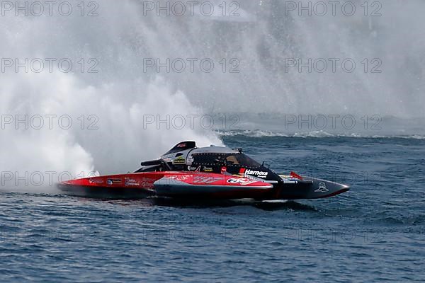 Hydroplane racing on the Saint Lawrence River, Valleyfield