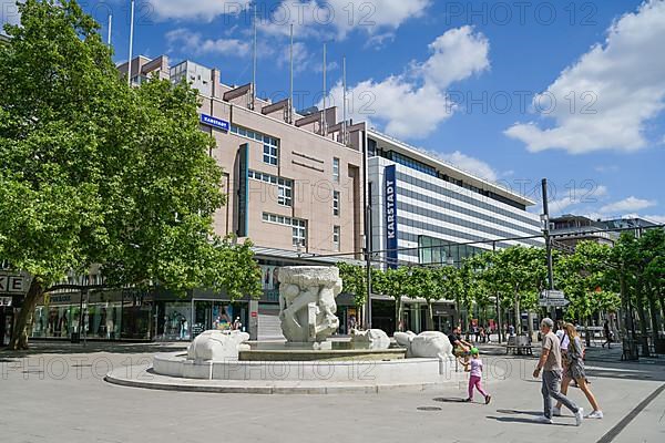 Brockhaus Fountain, Zeil