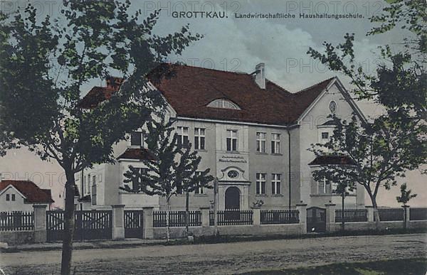 Grottkau, agriculture Household School
