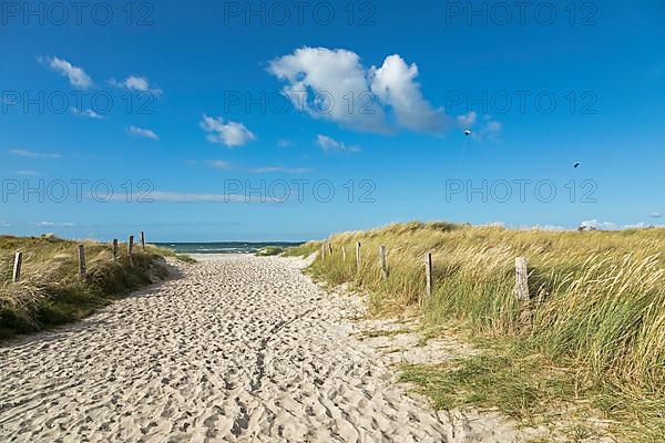 Beach access, Graswarder peninsula