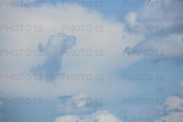 Sky with cumulus cloud,