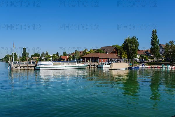 Jetty at the harbour, Allensbach