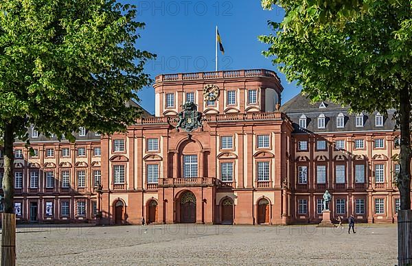 Main portal at the courtyard of honour of the Residenzschloss, Mannheim