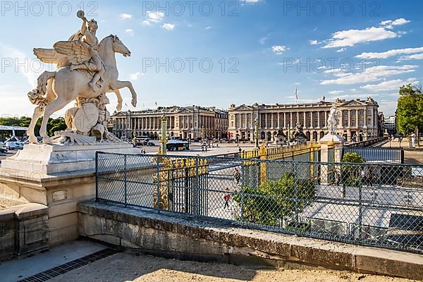 Place de la Concorde in the evening sun, Paris