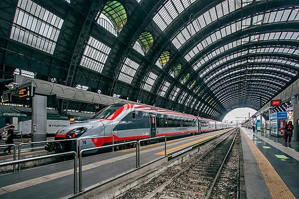 Central Station, Statione Centrale with high-speed train