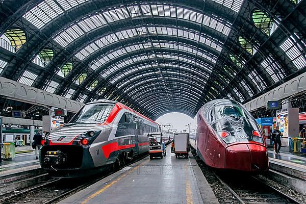 Central Station, Statione Centrale with high-speed train