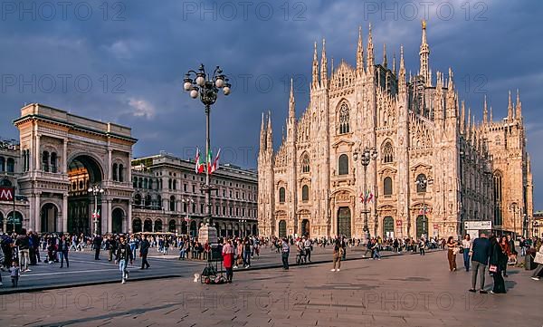 Piazza del Duomo, Cathedral Square with Cathedral and Galleria Vittorio Emanuele II in the evening sun