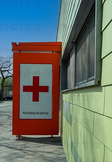 Entrance to the emergency room, Bundeswehrkrankenhaus