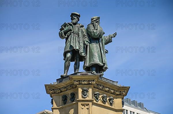 Johannes Gutenberg Monument, Rossmarkt