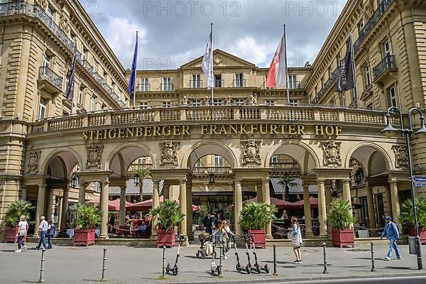 Hotel Steigenberger Frankfurter Hof, Am Kaiserplatz