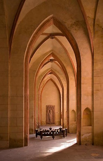 Tomb of the Cathedral Cantor Eberhard von Oberstein, Basilica