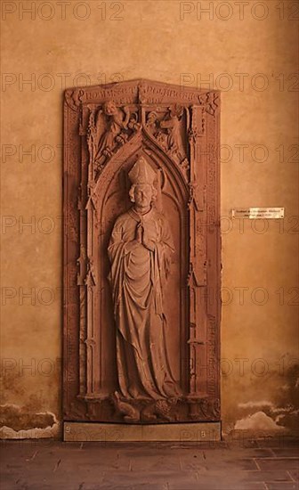 Tomb of the Cathedral Cantor Eberhard von Oberstein, Basilica