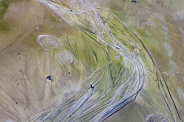 Coloured sand with patterns