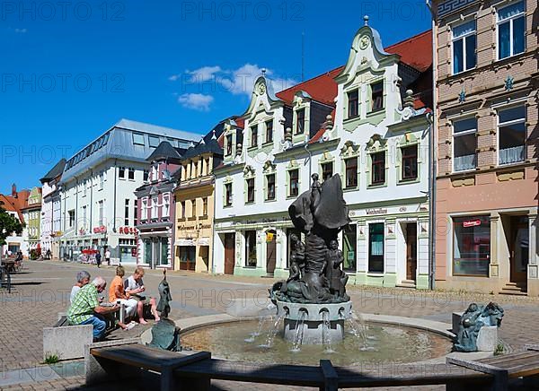 Doebeln boot fountain by sculptor Vinzenz Wanitschke