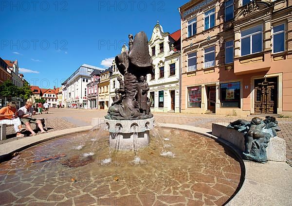 Doebeln boot fountain by sculptor Vinzenz Wanitschke