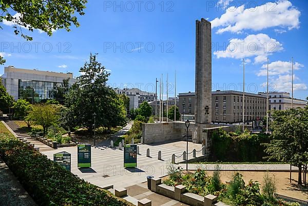 Square Jean-Baptiste Mathon with obelisk and pedestrian area Rue de Siam