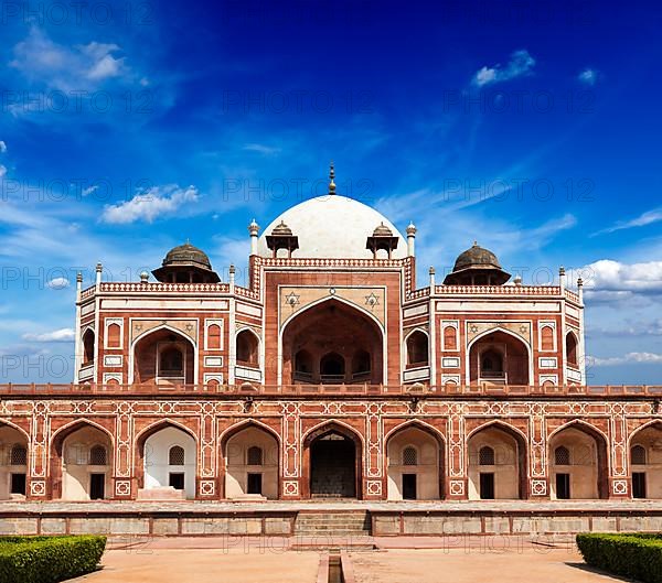 Humayun Tomb marble mausoleum