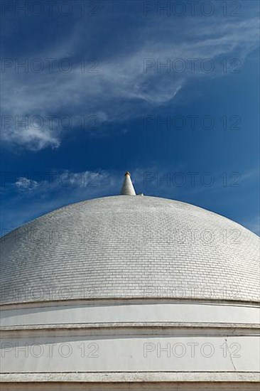 White Mahaseya Dagoba