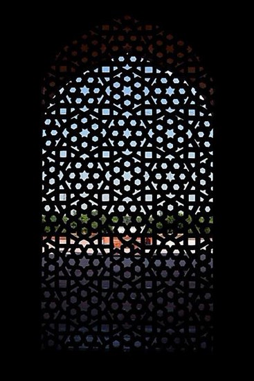 Marble carved screen window at Humayun's Tomb