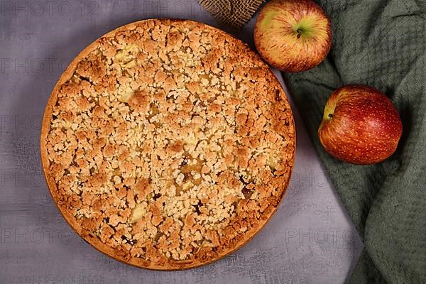 Traditional European apple pie with topping crumbles called 'Streusel'