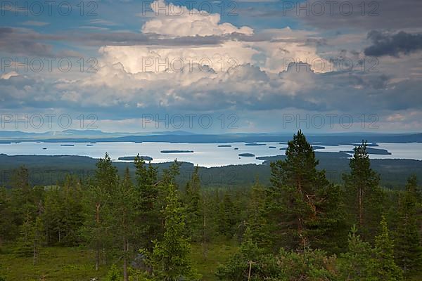 Riisitunturi National Park and view of Kitkajaervi