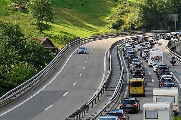 Congestion Gotthard road tunnel Wassen