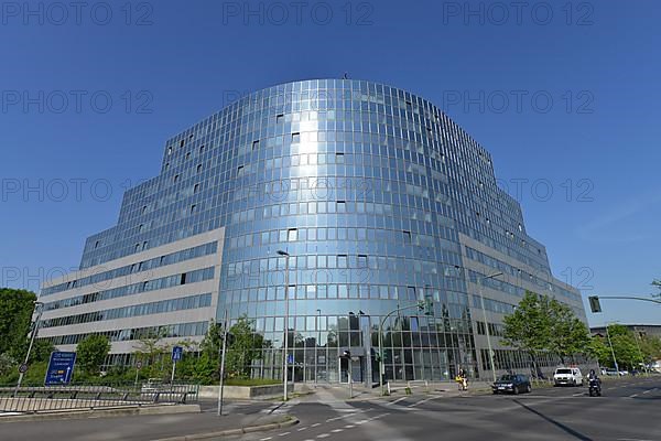 Platinum office building