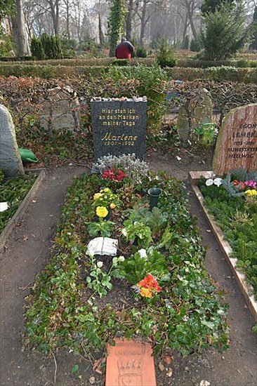 Marlene Dietrich Grave