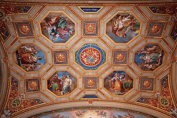 Ceiling painting with coat of arms of Pope Pius IX