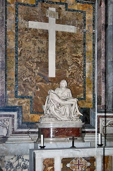 Marble sculpture Pieta by Michelangelo Buonarotti in St. Peter's Basilica