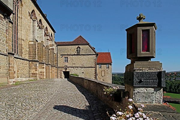 Memorial stone with death lamp