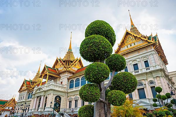 Chakri Maha Prasat Hall