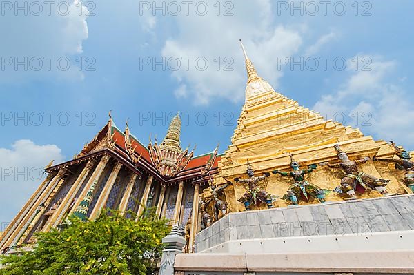 Prasat Phra Thep Bidon