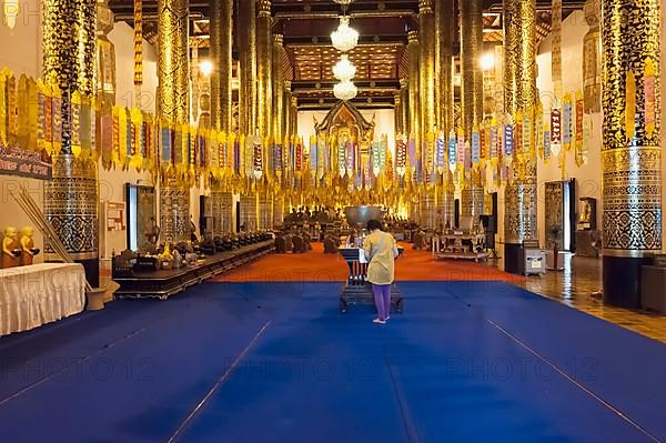 Wat Chedi Luang Buddhist Temple