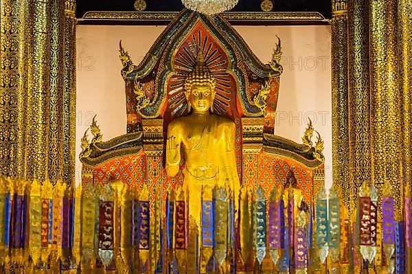 Wat Chedi Luang Buddhist Temple