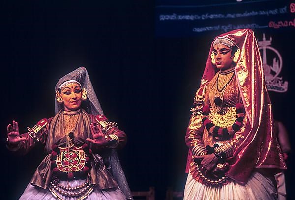 Minukku radiant characters the female characters are also performed by men in Kathakali dance