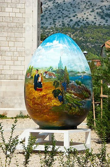 Painted egg